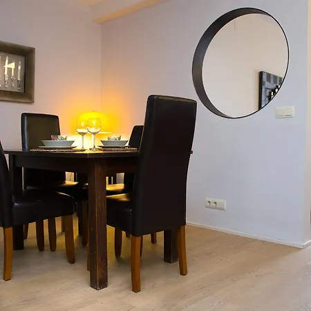 Opening Doors Aribau * バルセロナ