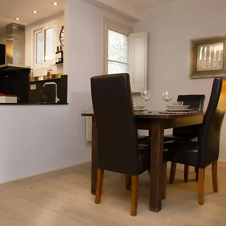 Apartment Opening Doors Aribau Barcelona